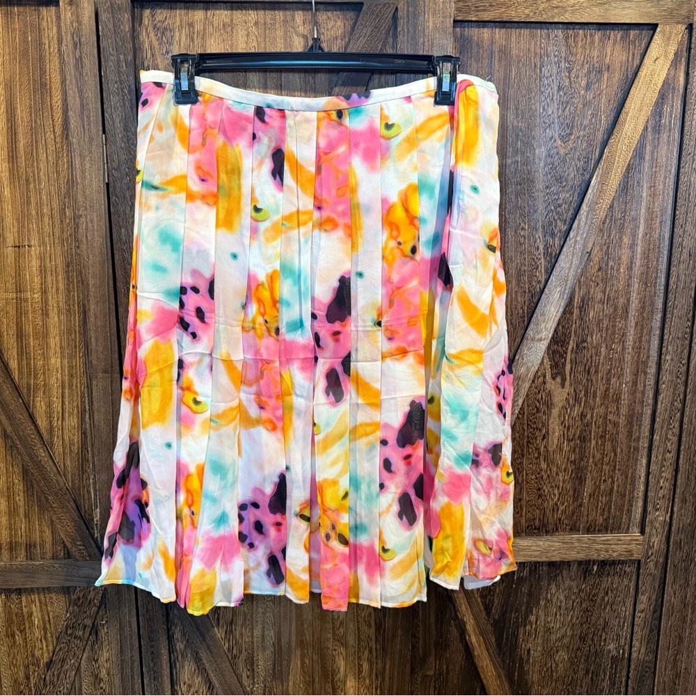 Vibrant Floral pleated feminine Skirt - Féraud - Size 14